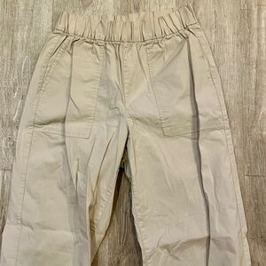GAP Off Duty Khaki XS Elastic Waist Tan Like New
